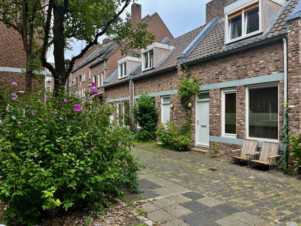 Wyck en Céramique: Het Bourgogneplein