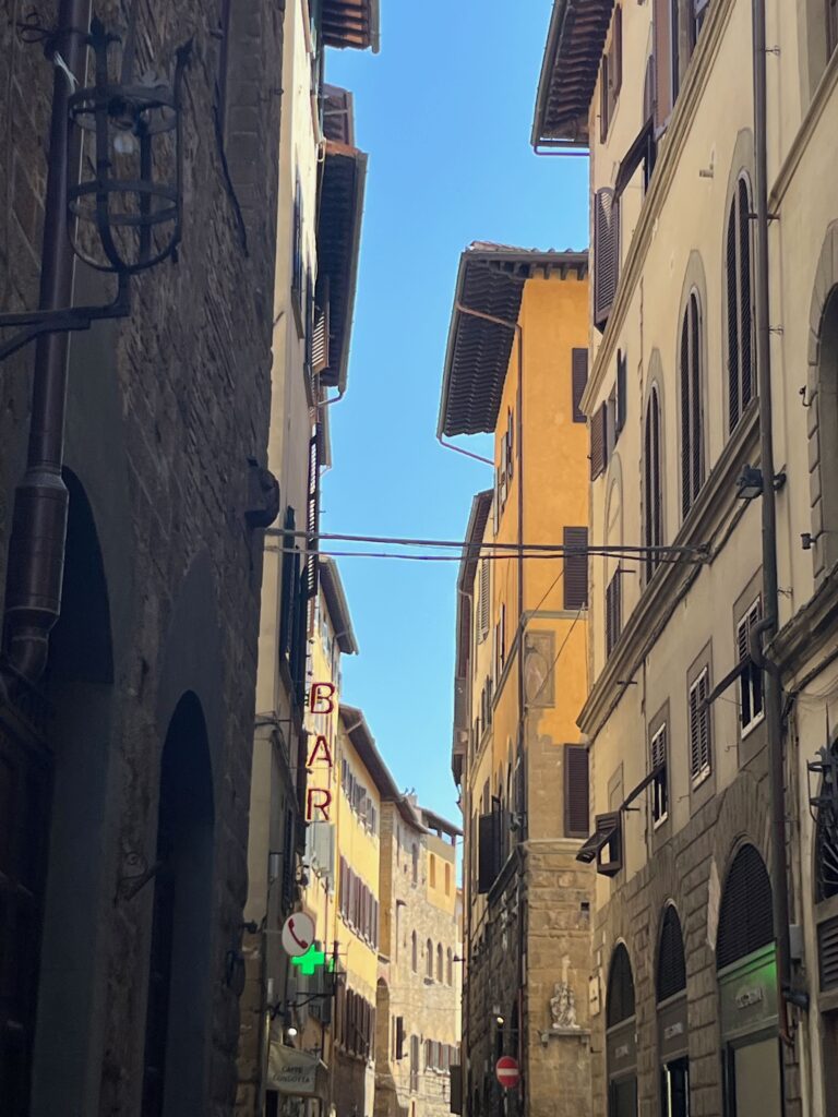 6 highlights van Florence: De gezellige en oude Via Porta Rossa