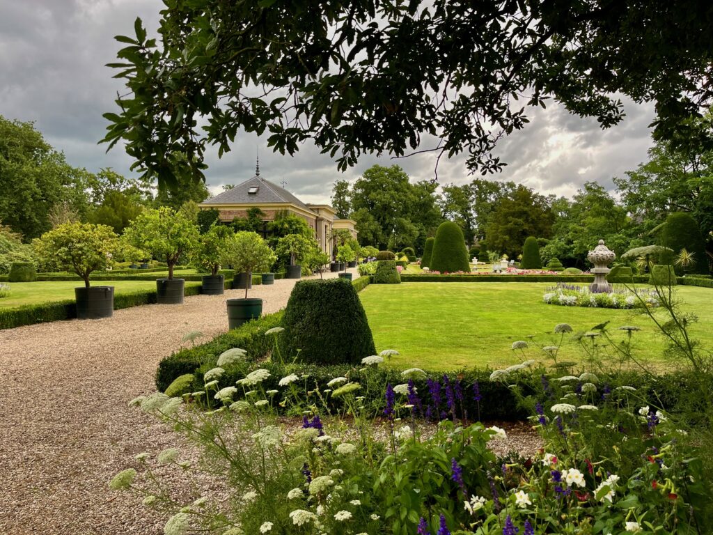 De mooiste wandelingen in Twente: Het begin van de formele tuin