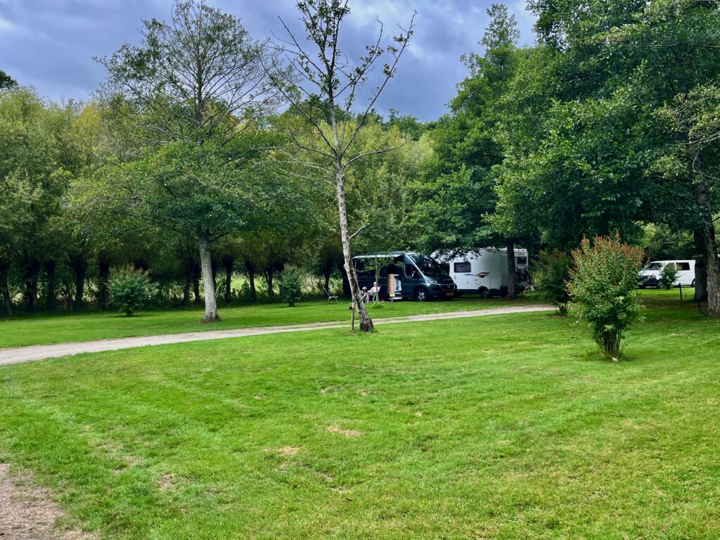 Onze plek op camping La Vallée du Ninian