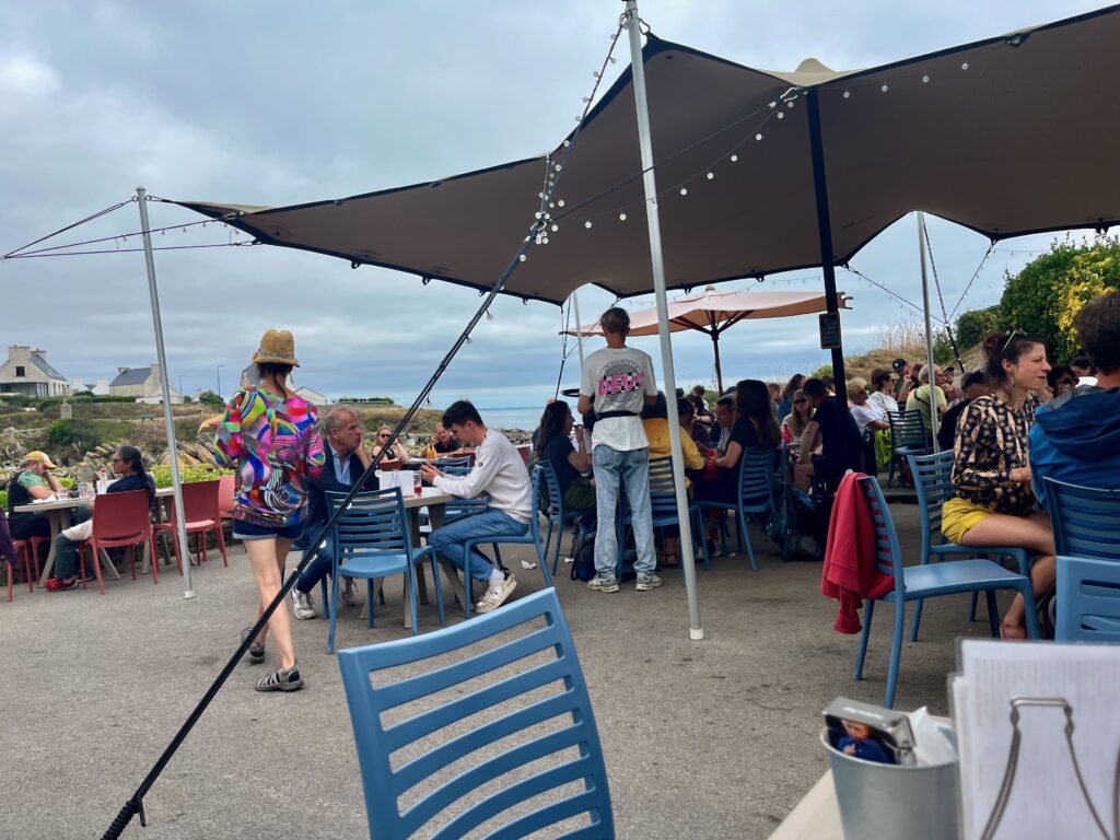 Gezelligheid in Pors Poulhan