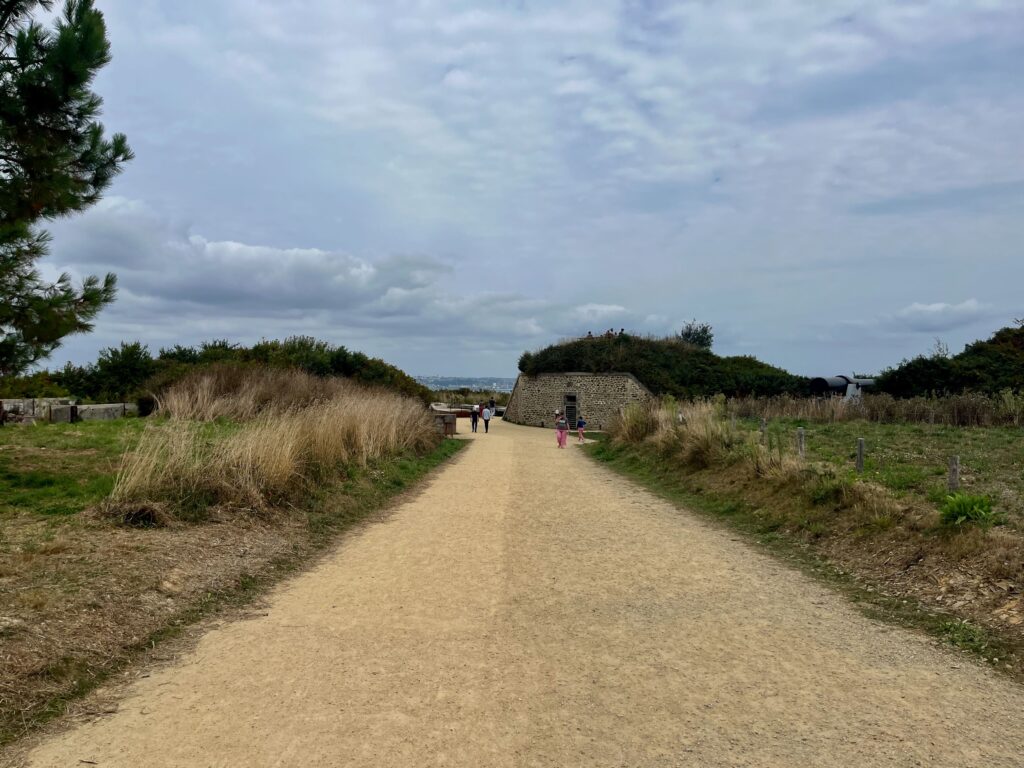 De mooiste kapen van West-Bretagne: De fortificaties van Pointe des Espagnols