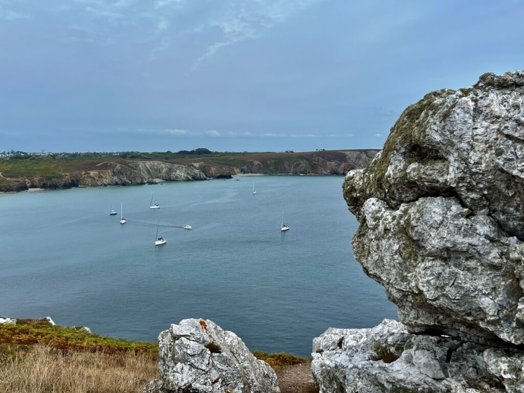 Tips voor Finistère in Bretagne: Uitzicht vanaf de Pointe de Pen Hir