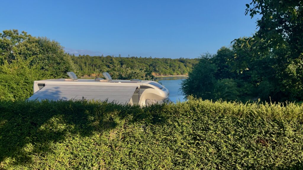 Uitzicht vanaf onze plek op Camping Keranterec