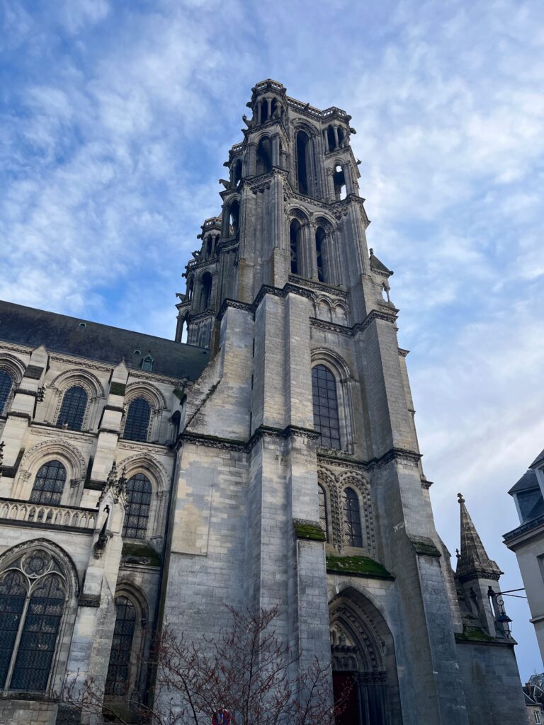 De torens met bovenin de ossen