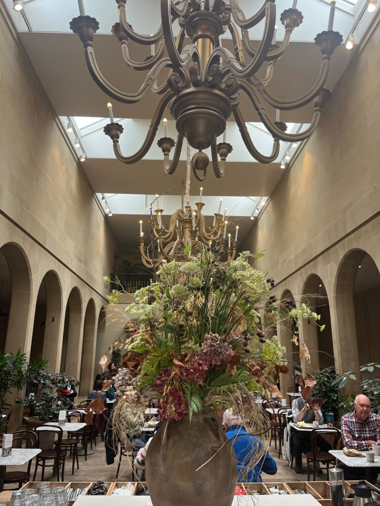 Chatsworth House en Baslow Edge: Het Carriage House Café in Chatsworth House