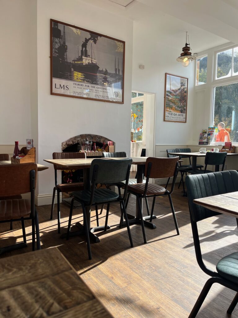 Fietsen op het Monsal Trail: The Refreshment Room