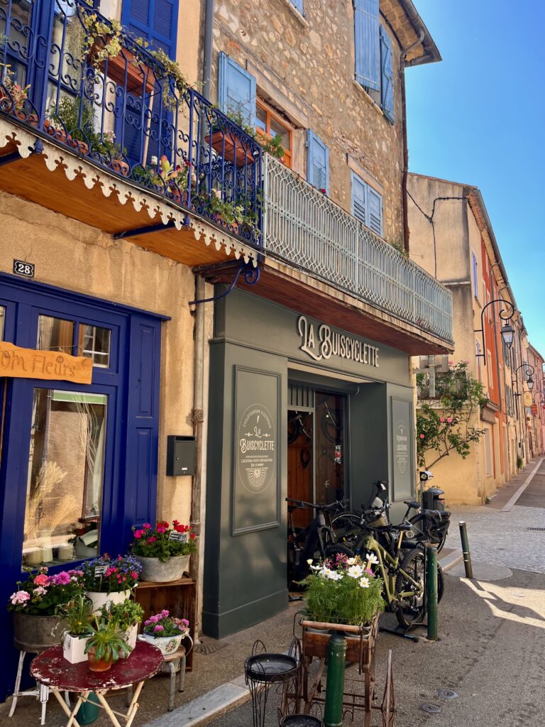 Vakantie in de Drôme: De Grand Rue van Buis-les-Baronnies