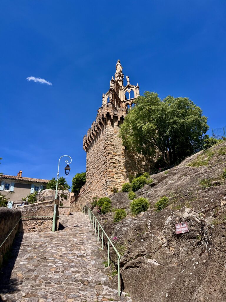 Roadtrip door de Dentelles de Montmirail: De Tour Randonnée van Nyons